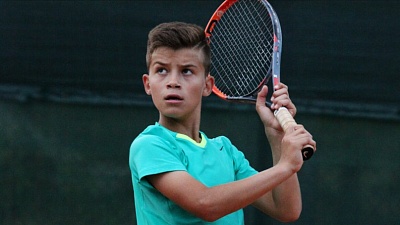   World Tennis Tour Juniors. 2nd Velayat Cup Junior Tournament. Арутюнян идет дальше