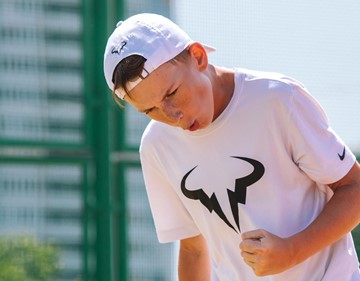Tennis Europe 14&U. Betard Cup. Осталось двое беларусов