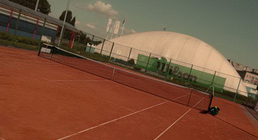 4 грунтовых открытых корта