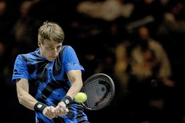 ATP Tour. Dubai Duty Free Championships. Уступил на старте