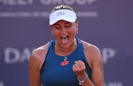 ITF World Tour. The Women's Hospital Classic. Финишные рывки