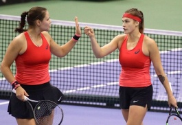 WTA Tour. Adelaide International. Первые парные матчи