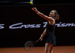 WTA Tour. Porsche Tennis Grand Prix. Соболенко в полуфинале