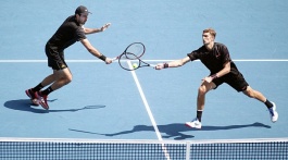 ATP Tour. Gerry Weber Open 2018. Мирный и Освальд стартовали с победы