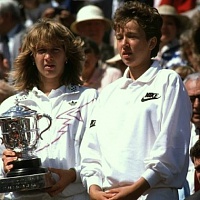 Наташа Зверева (1988)