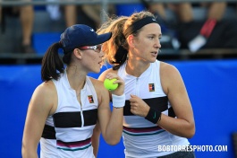 WTA Tour. Abierto Mexicano TELCEL presentado por HSBC. Азаренко начала с пары