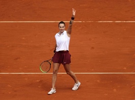 WTA Tour. Mutua Madrid Open. Встреча с подругой в день рождения