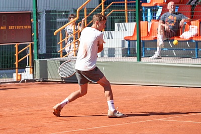 ITF Men's Circuit. Malaysia F2 Futures 2017. Стартовая победа Голяка