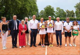 WTA Tour. Grand Est Open. Шиманович вновь стала парной чемпионкой