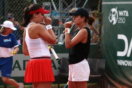 WTA Tour. Tennis in the Land. Транжирство Морозовой