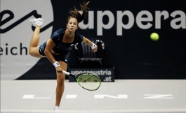 WTA Tour. Upper Austria Ladies Linz. Преображение Лапко после первого сета принесло победу