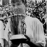 Наташа Зверева (1990)