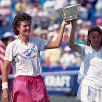 Наташа Зверева (1991)