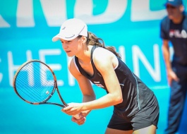 Cairns Tennis International. ITF Women's Circuit. Илона Кремень продолжает в обоих разрядах