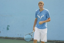   ITF Men`s Curcuit. VENDEN Futures Cup. Лютаревич выбил седьмого сеянного