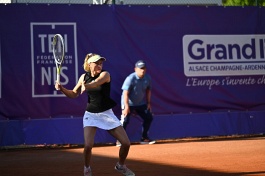 WTA Tour. Internationaux de Strasbourg. Саснович идёт дальше