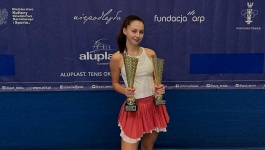 ITF World Junior Tour. SCT Pszczyna. Хрущик — абсолютная чемпионка