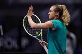 WTA Tour. AGEL Open. Чемпионка Уимблдона не покорилась
