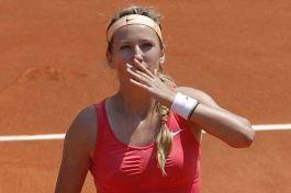 Roland Garros 2015. Стартовая победа Азаренко