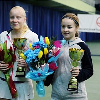 Ксения Брич и Виктория Канапацкая (2016)