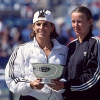 Наташа Зверева (1995)