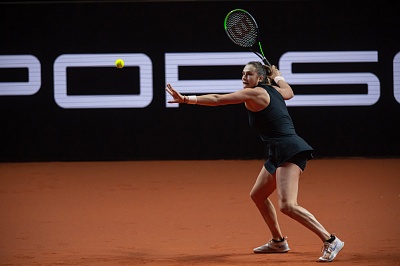 WTA Tour. Porsche Tennis Grand Prix. Соболенко включила третью передачу