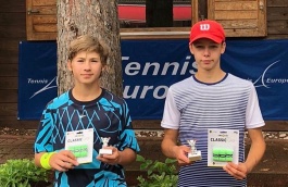 Tennis Europe 14&U. Berlin Internationals. Уступил в трёх сетах