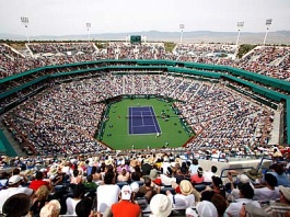 BNP Paribas Open Indian Wells Tennis Garden набирает обороты.