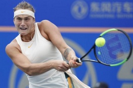 WTA Tour. Dongfeng Motor Wuhan Open. Соболенко поддержала победный тренд