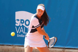 ITF World Tour. Shenzhen Luohu Open. Отдала только три гейма четвёртой сеянной